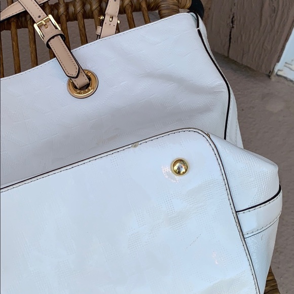 Michael Kors Large Logo tote - Picture 7 of 11